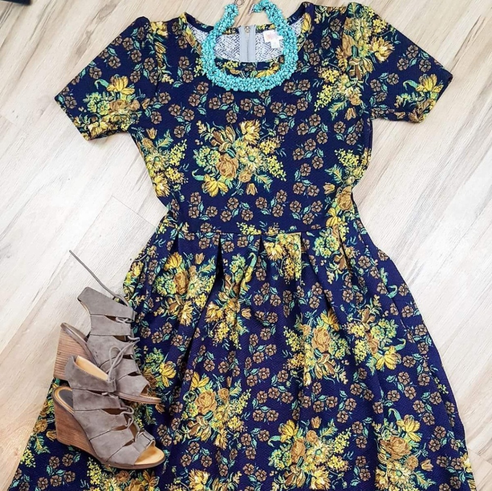 LuLaRoe Amelia